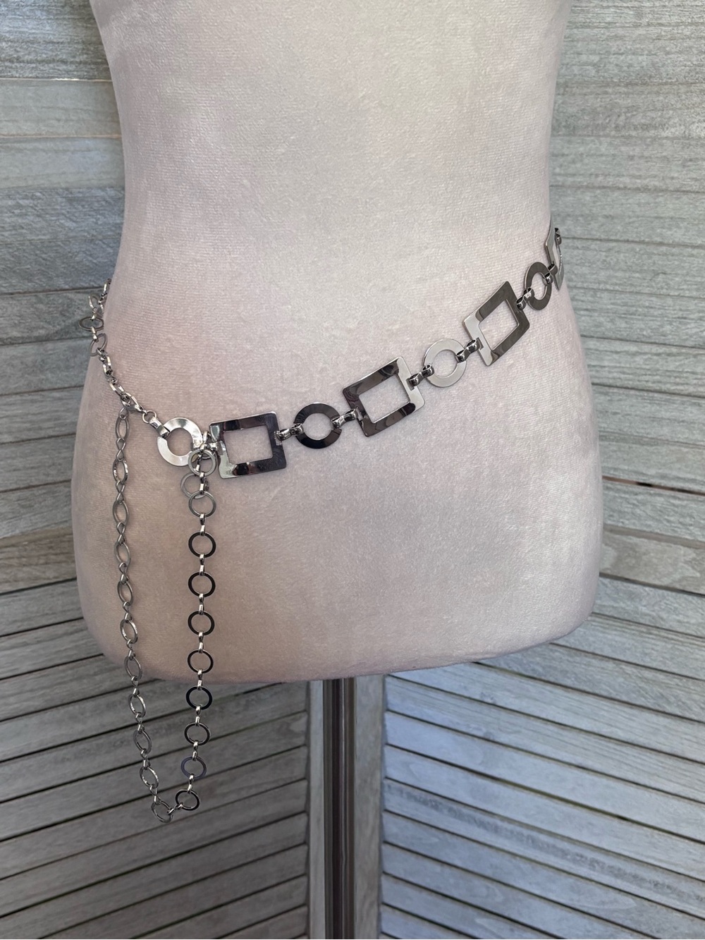 NWOT 60’s Mod Meets 90’s/Y2K Silver Geo Adjust Chain Belt XLPlus SZ Friendly 50” - Picture 10 of 16